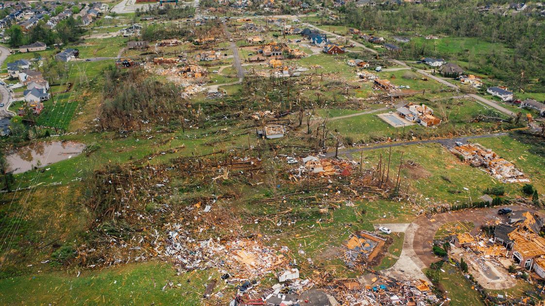 Alerta meteorológica activa para el oeste de EE.UU.: tormentas y tornados amenazan este fin de semana